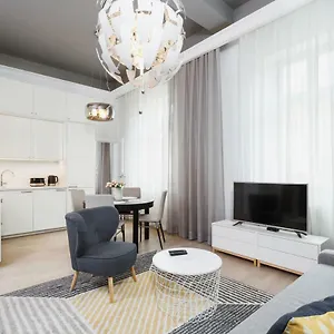  Apartament Arianska By Renters Prestige